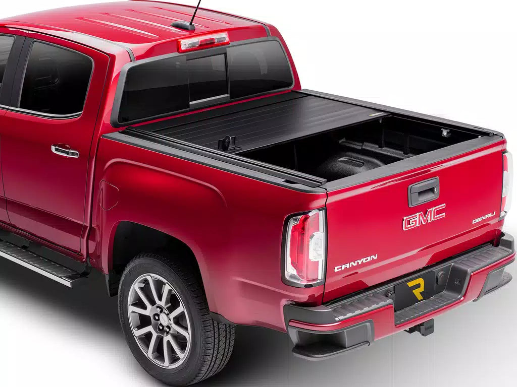 Retrax PRO MX Manual Retractable Tonneau Cover 6'4 Bed