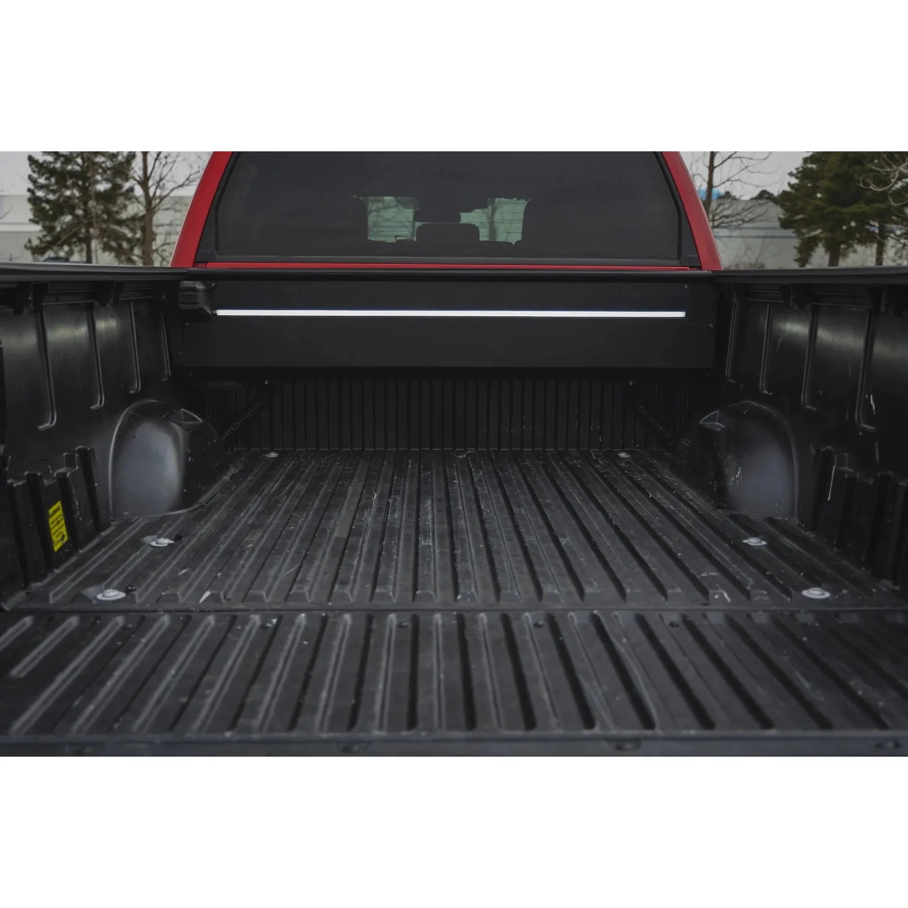 Rough Country Powered Retractable Bed Cover 5'7" Bed | Toyota Tundra (22-25)
