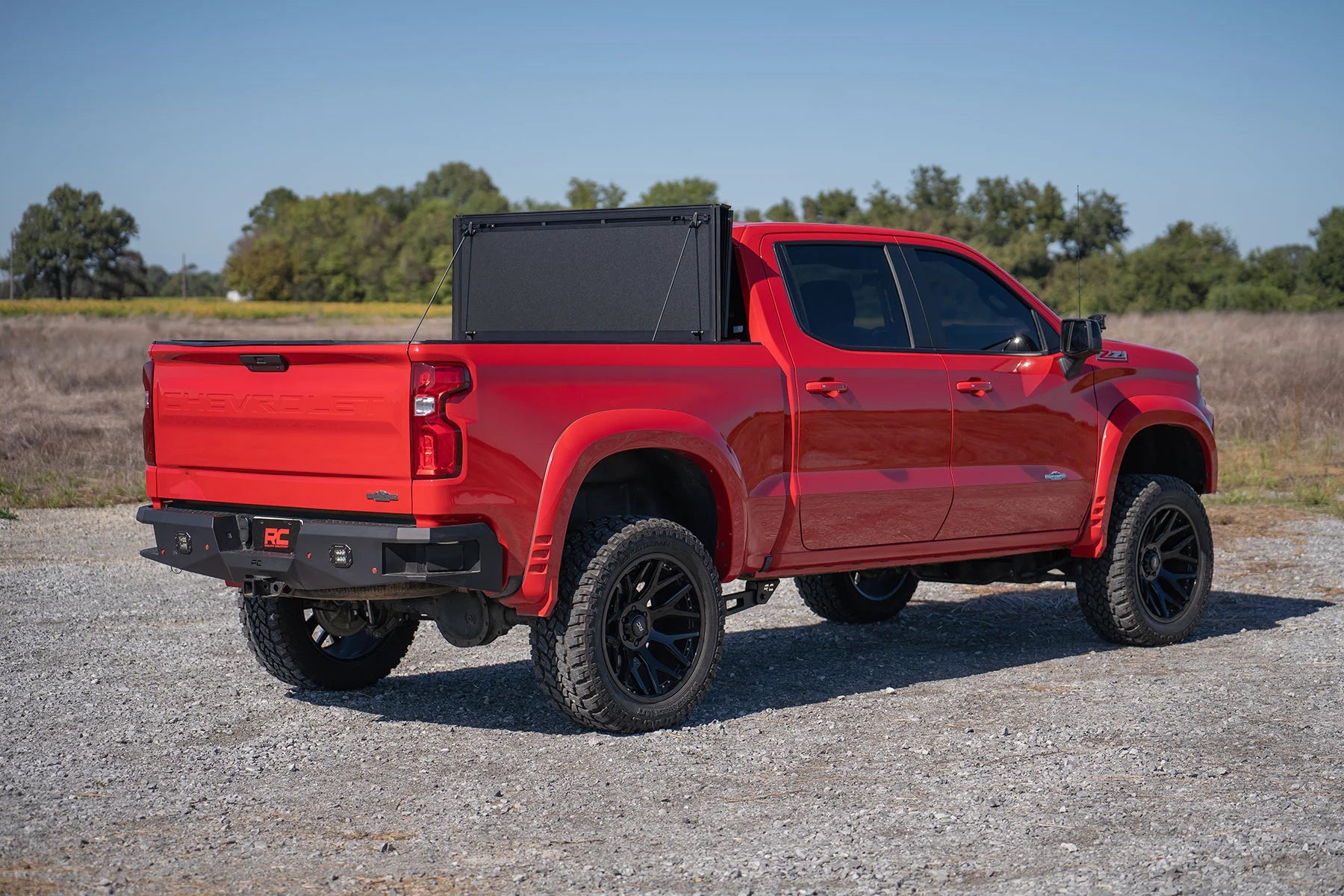 Rough Country Hard Tri-Fold Flip Up Bed Cover Chevy/GMC Sierra 1500 (19-25)/Silverado 1500 (19-25)