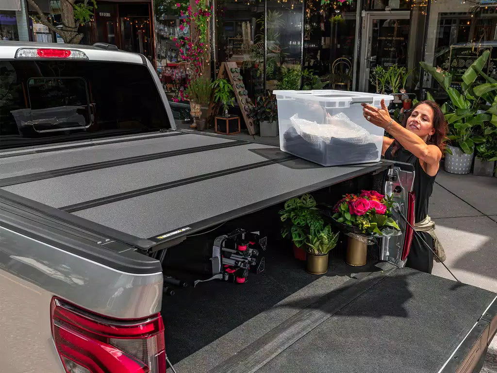 BakFlip MX4 Hard Folding Tonneau Cover (2014-2018 Chevy Silverado 1500 - GMC Sierra 1500)