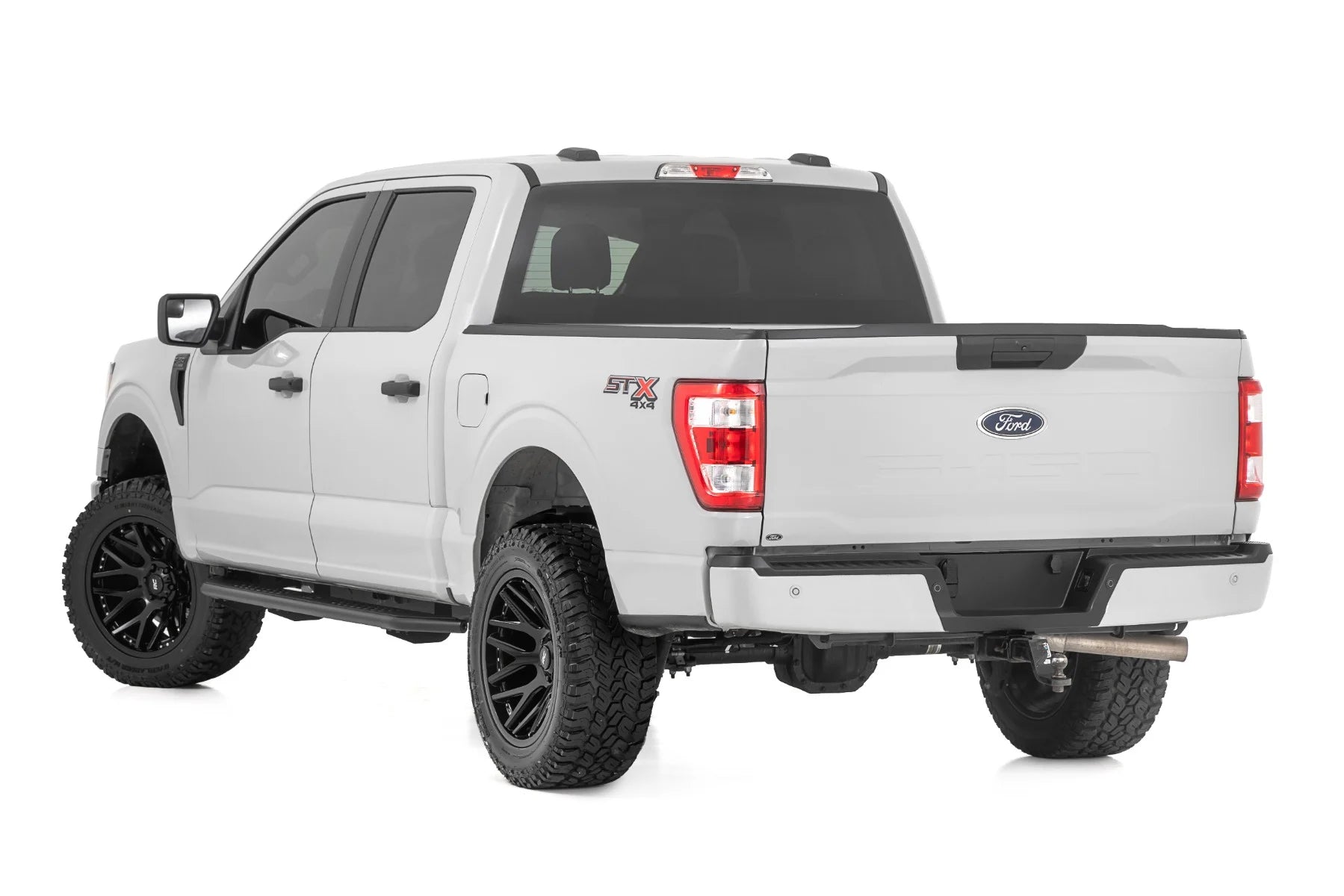Rough Country OV2 Running Boards Side Step Bars | Crew Cab | Ford F-150/Lightning/F-250/F-350 (15-25)