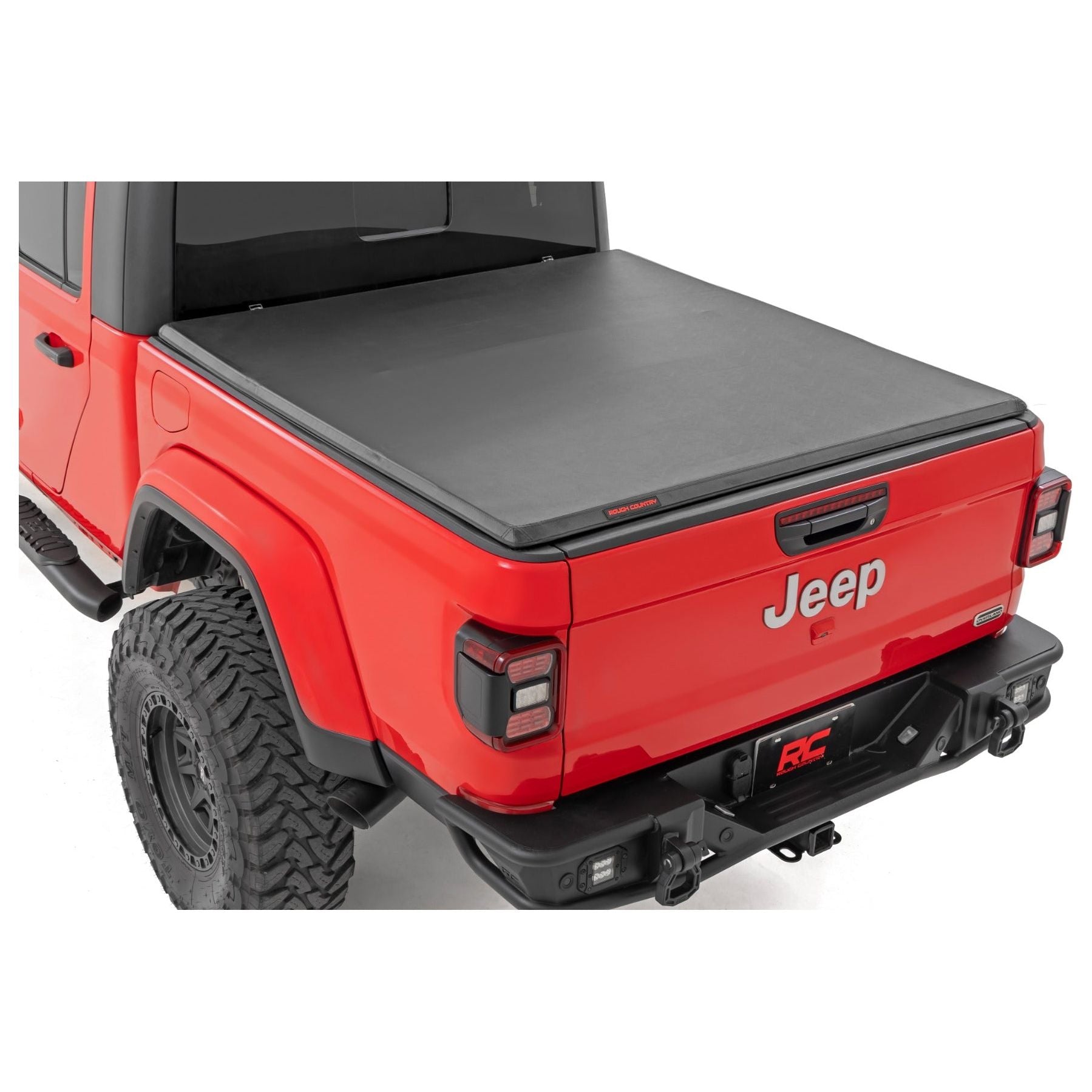 Rough Country Soft Tri-Fold Bed Cover 5' Bed | Jeep Gladiator JT 4WD (2020-2025)