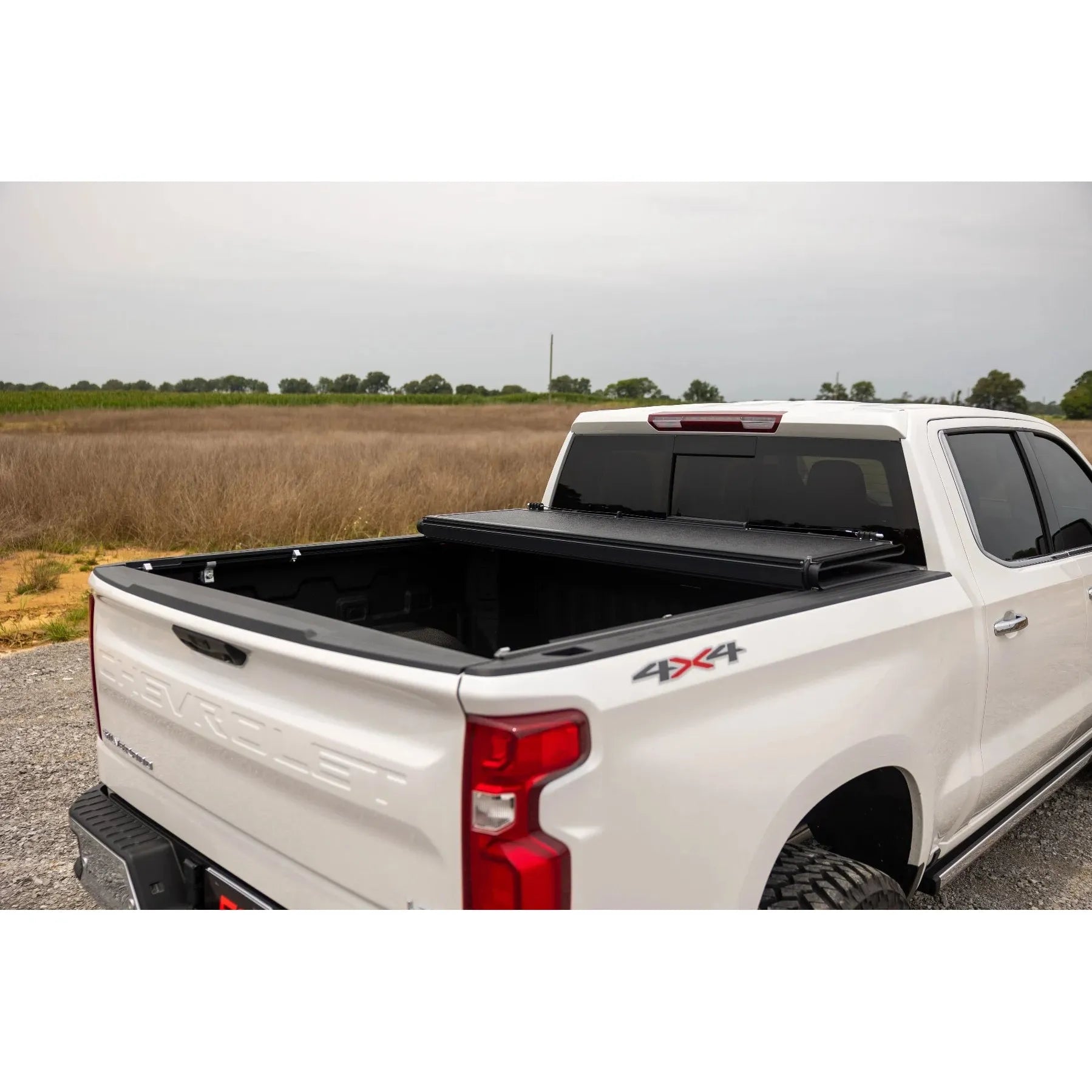Rough Country Hard Low Profile Bed Cover 5'10 Bed Size Chevy/GMC Sierra 1500 (19-25)/Silverado 1500 (19-25