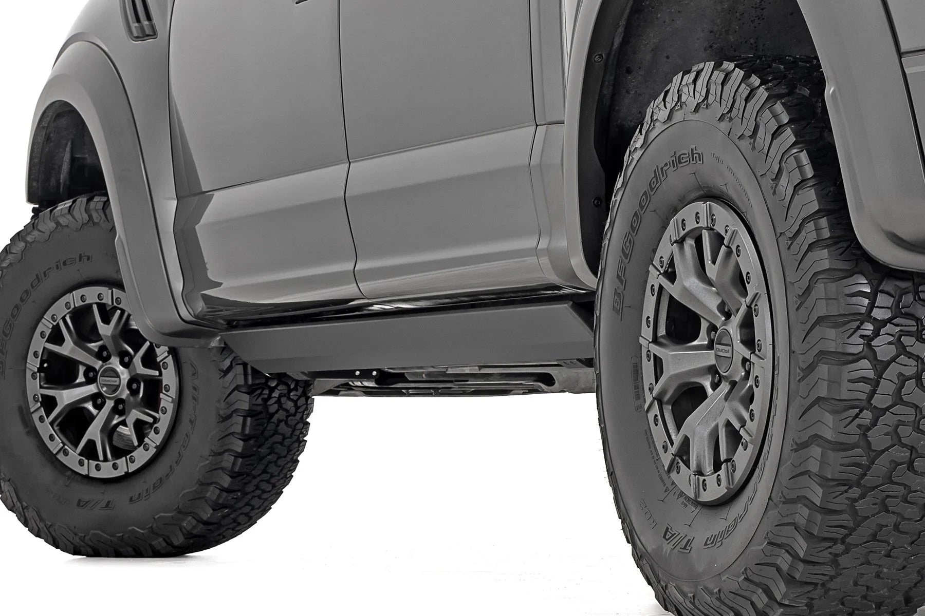 Rough Country Power Running Boards Ford F-150/Lightning/F-250/F-350/Raptor (15-25)