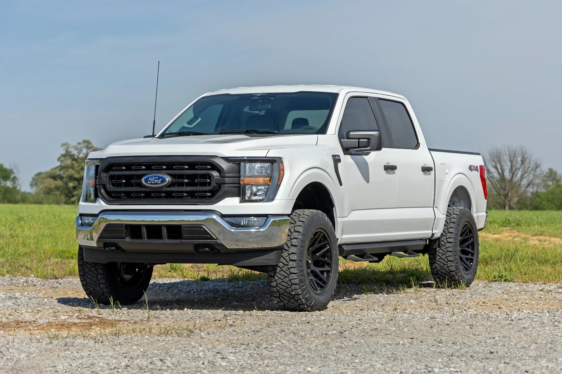 Rough Country SRL2 Adj Aluminum Step Crew Cab | Ford F-150/Lightning/F-250/F-350/Raptor (15-25)