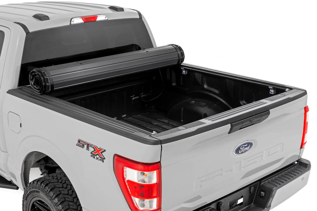 Rough Country Hard Roll Up Bed Cover 5'7" Bed | Ford F-150 (15-25)/F-150 Lightning (22-25)