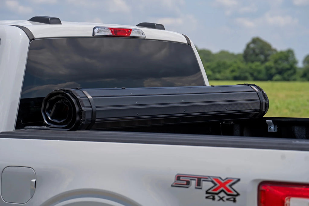Rough Country Hard Roll Up Bed Cover 5'7" Bed | Ford F-150 (15-25)/F-150 Lightning (22-25)