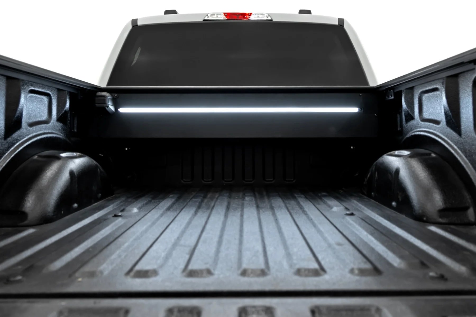 Rough Country Powered Retractable Bed Cover 5'7" Bed | Ford F-150 2WD/4WD (2015-2025)