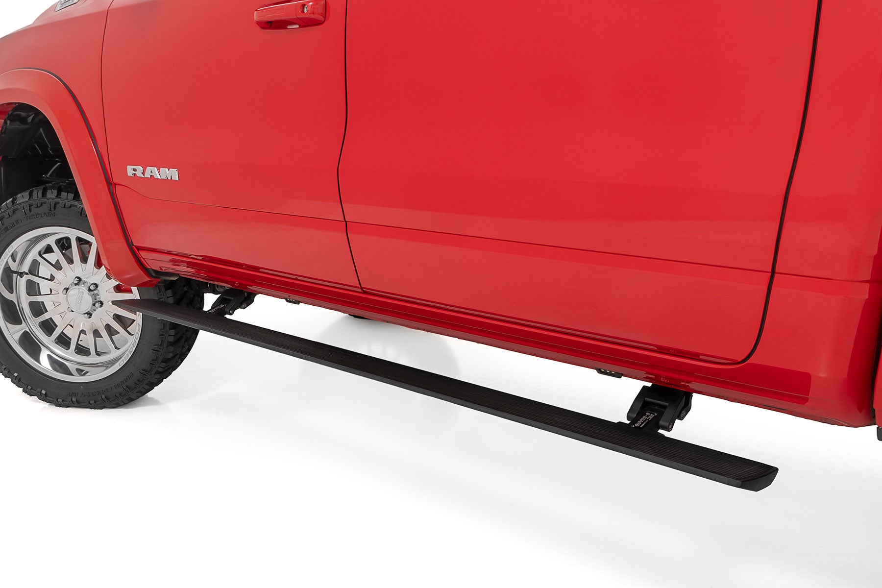 Rough Country Power Running Boards Ram 1500 (19-25)/1500 TRX (21-24)
