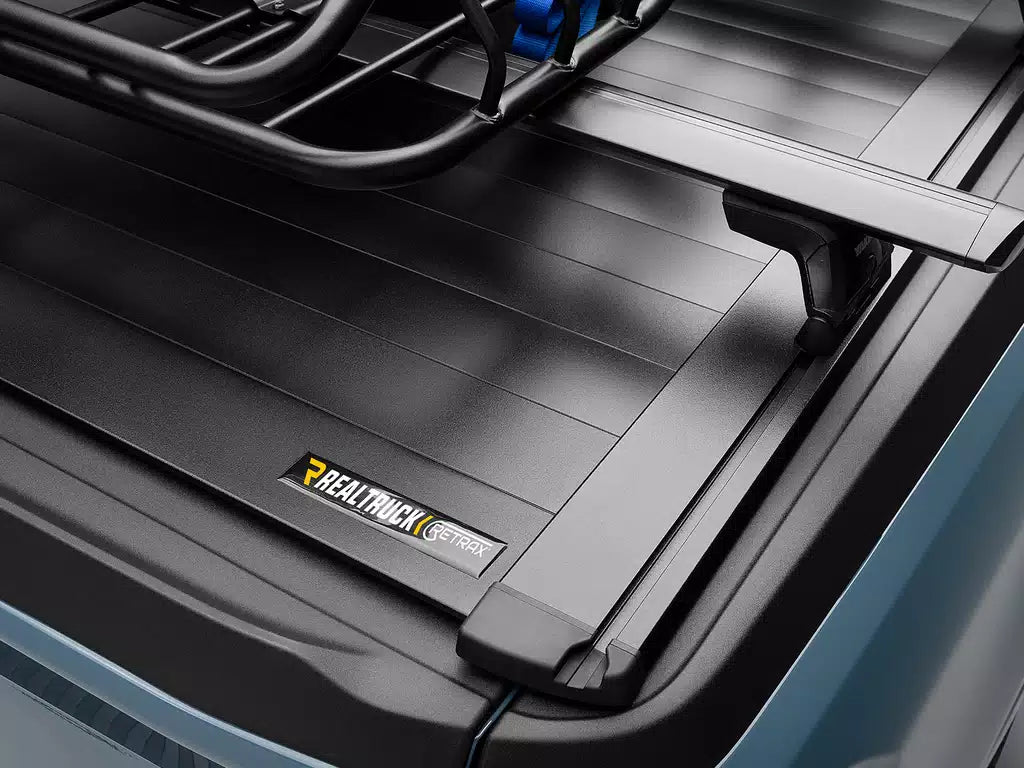 Retrax PRO XR Manual Retractable Tonneau Cover w/ T-Slot Rails (2019-2025 Ram 1500)